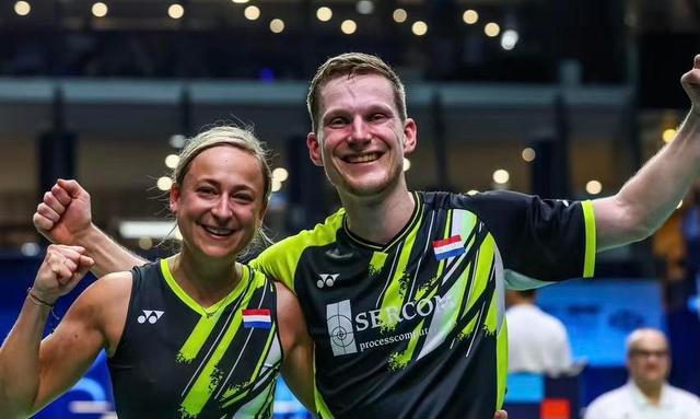 开云体育APP下载-法国队逆转韩国队，郑思维刷新纪录  第2张