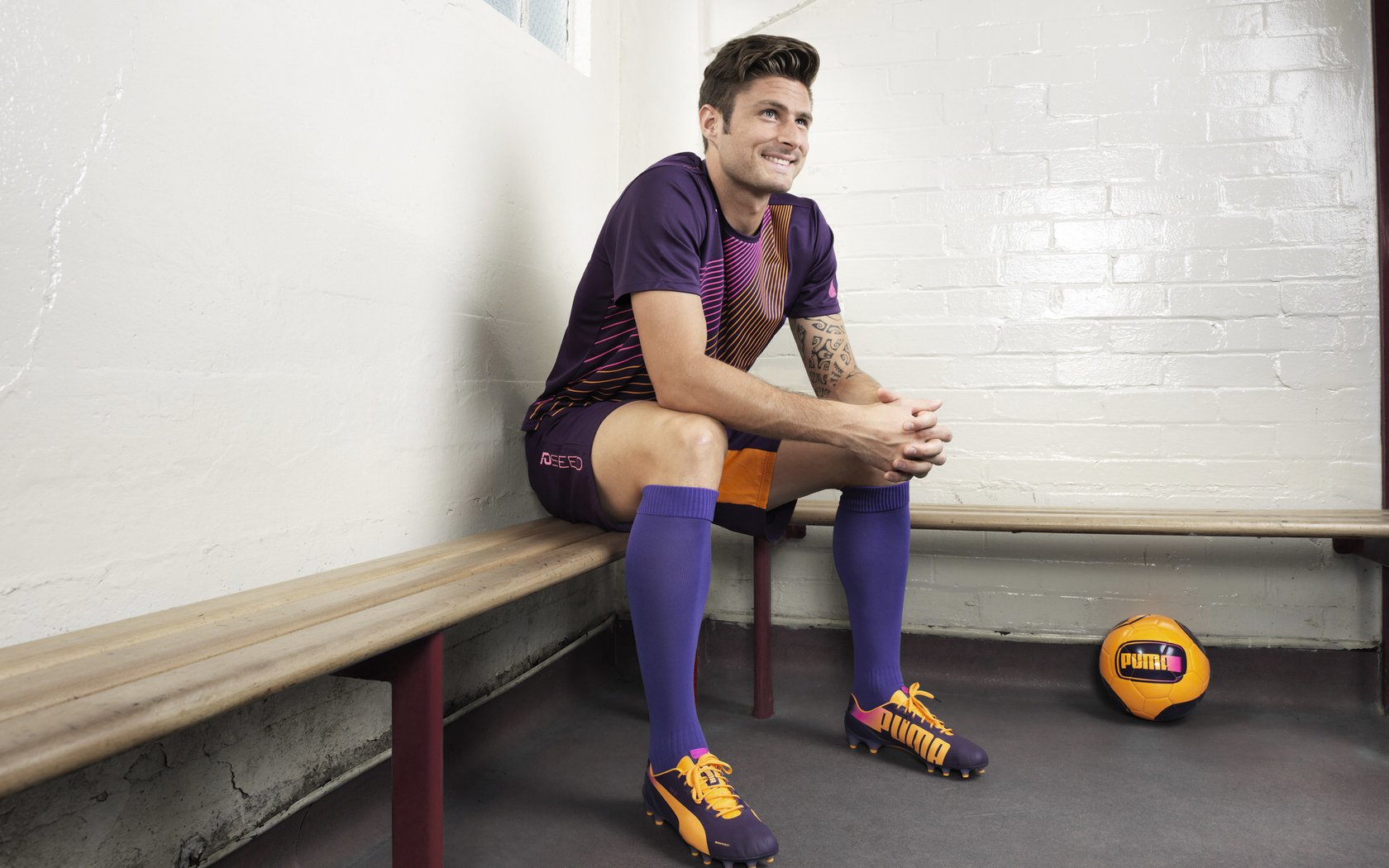 开云体育世界杯-季后赛抢七之夜，迪亚斯硬仗之王，当绝境成为他的主场