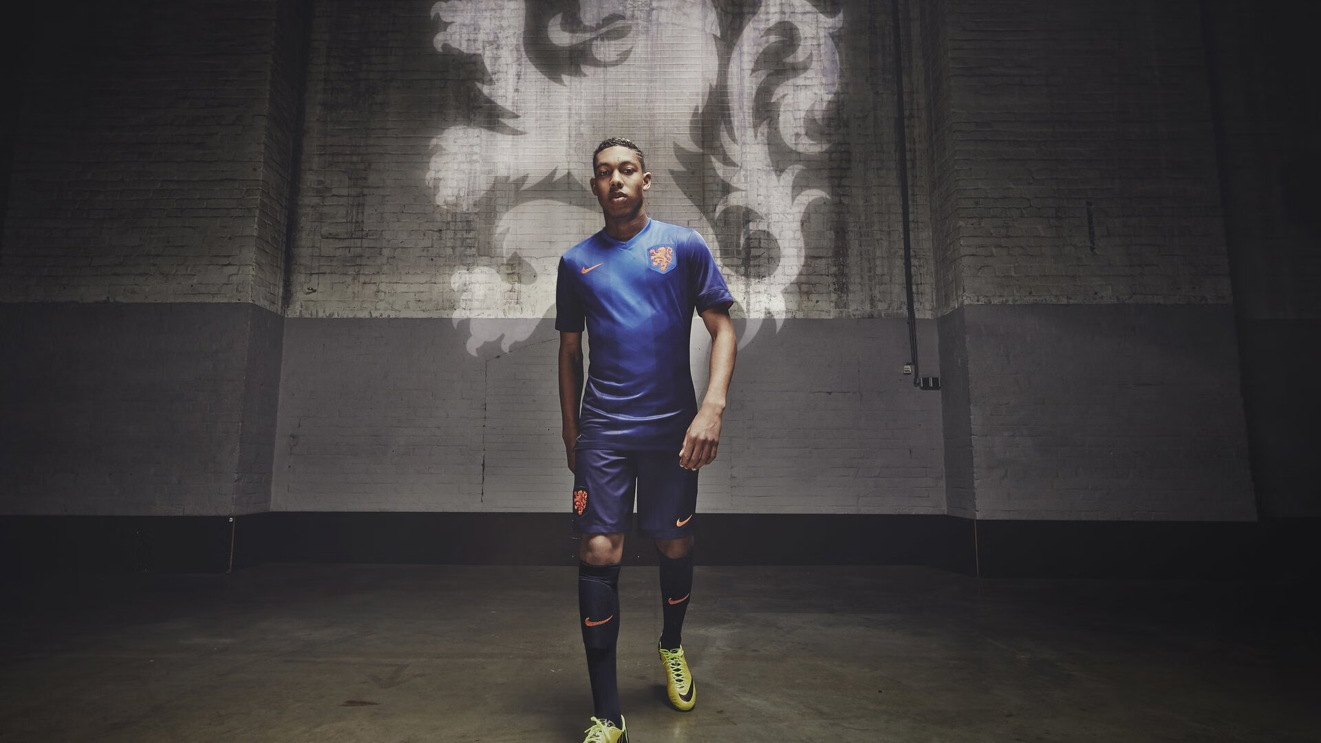 开云APP-阿什拉夫致命一击，比利亚雷亚尔末节奇迹背后的北非足球密码