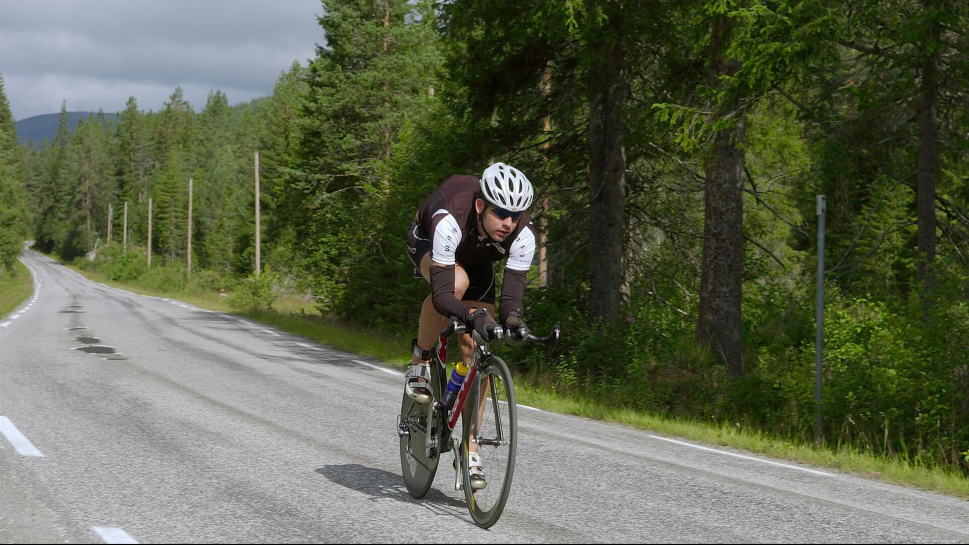 开云体育下载-魔术末节带走老鹰，小贾伦在西决生死战接管比赛，当聚光灯只为他一人而亮